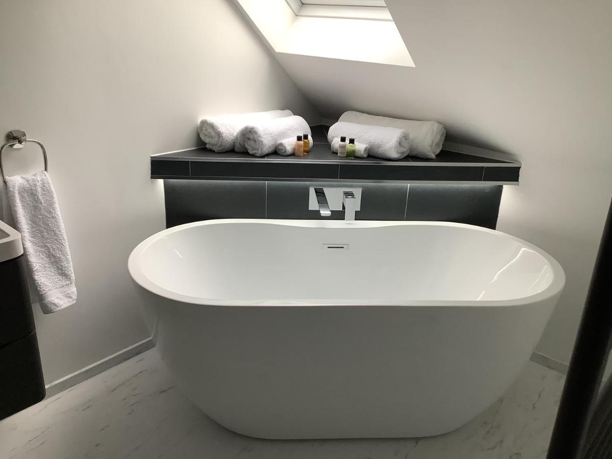 Little London Bed & Breakfast And Glamping Pod Otel Abercraf Dış mekan fotoğraf